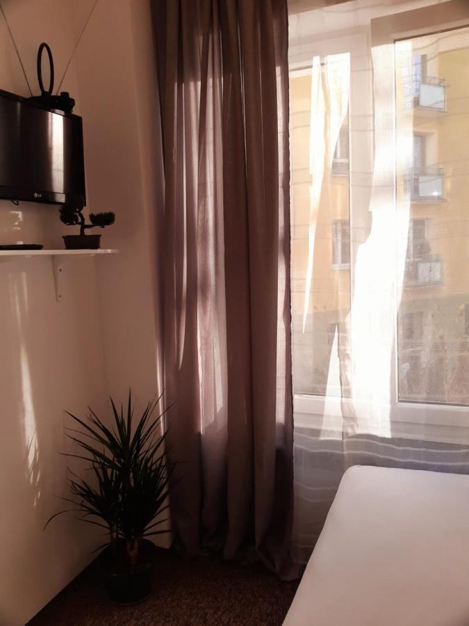 Pastel Guest Rooms Varsavia Esterno foto