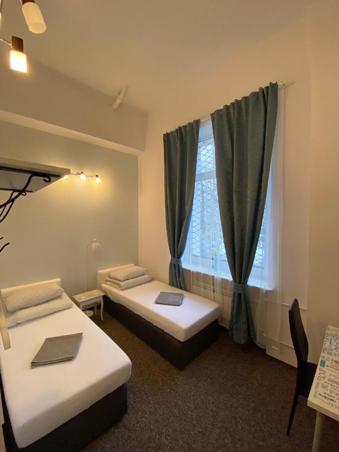 Pastel Guest Rooms Varsavia Esterno foto